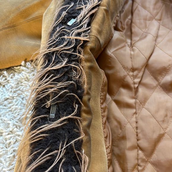 Vintage Boho Styled Leather Coat with Faux Fur trim Large - Picture 8 of 16